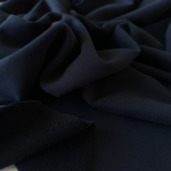 Moletom Premium Preto Fosco P580